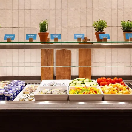 Hampton By Hilton Vienna Messe-2